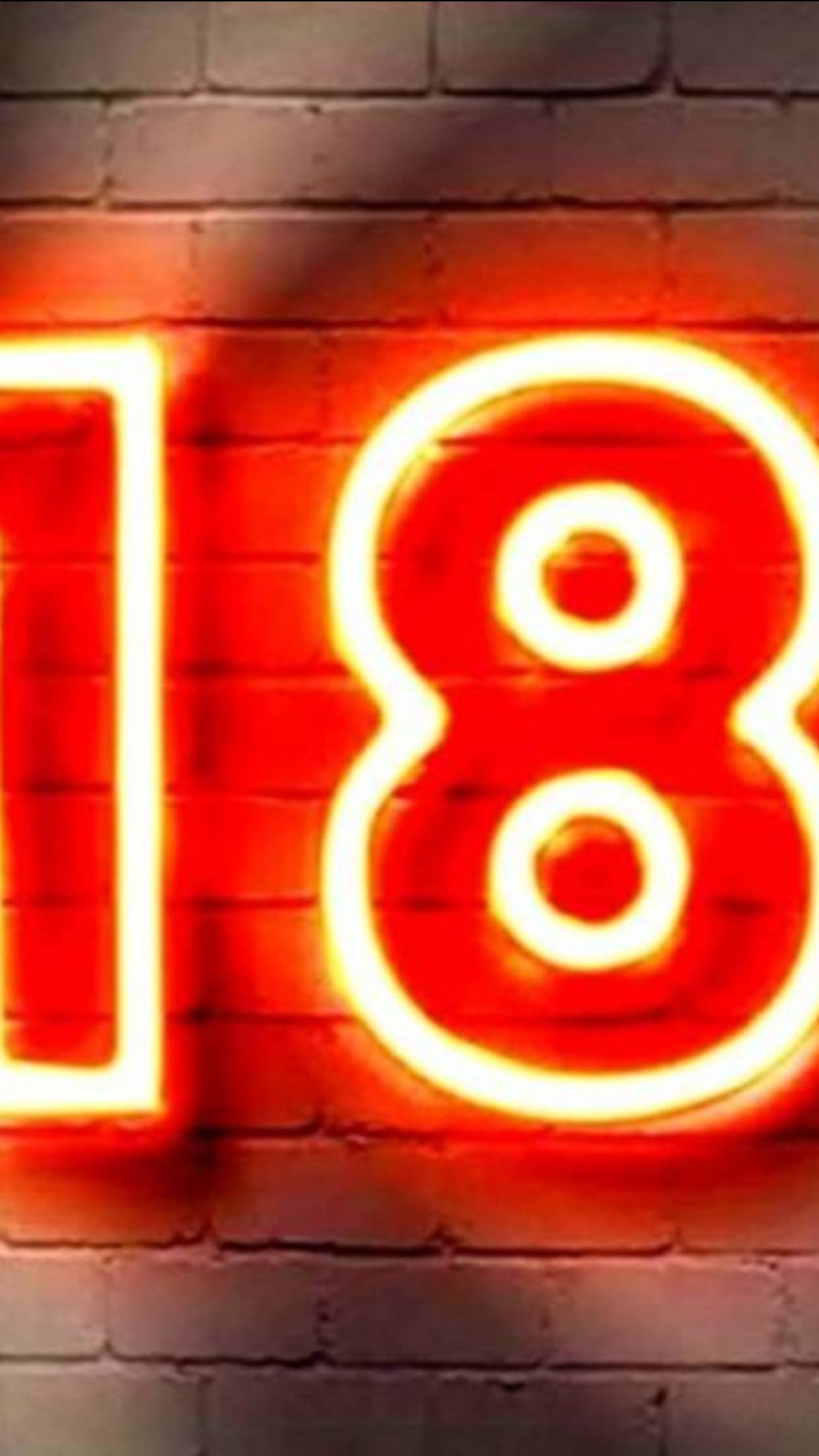 секс втроём 18 плюс