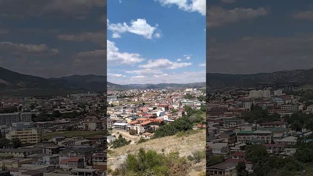 Позади вершина горы Алчак-Кая, спускаюсь к отелю на берегу Чёрного моря в Судаке