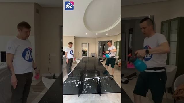 Оклейка стеклянной столешницы защитной плёнкой !