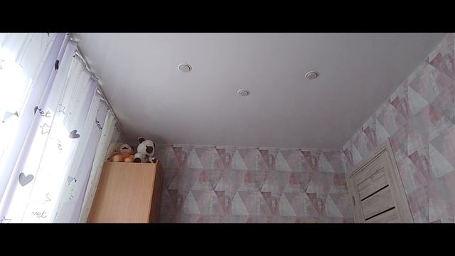 влог собираю сумку в магазин с басиками с Лили и Кириллом