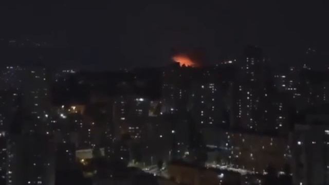 ‼️🇮🇷🇮🇱Иран наносит новую серию ударов баллистическими ракетами по израильским Тель-Авиву и Хайфе