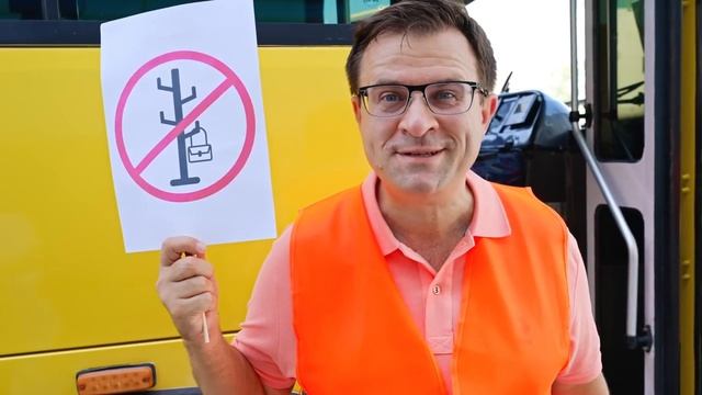 ДИАНА И РОМА - Диана и Рома Правила Поведения и Безопасности Для Детей в транспорте, дома и отеле