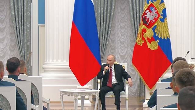 Владимир Владимирович Путин В День России встретился с участниками ﹤ время героев ﹥ 🫡💪🇷🇺
