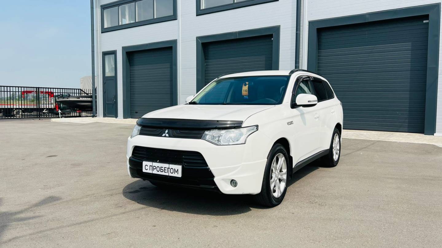 Mitsubishi Outlander, 2012 год
