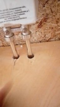 Как подключить панельный радиатор с нижним подключением в деревянном доме.