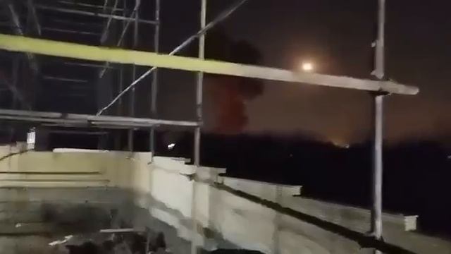 Прилет по иранскому объекту в Карадже.