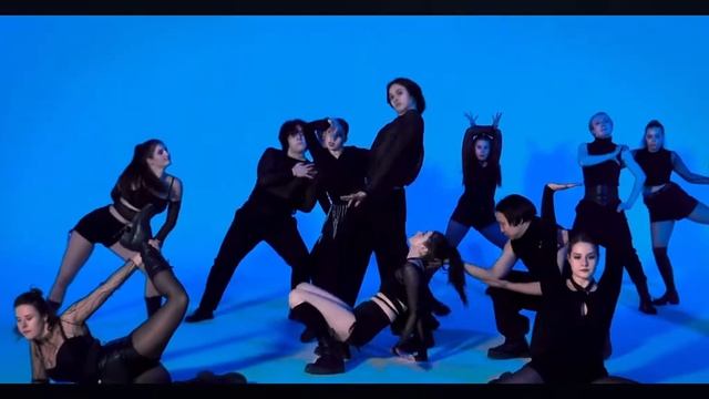 maslina_omeloud_2025-06-15-20-16-37_1750007797447#dance #cover #coverdance #chungha #imready #chungh
