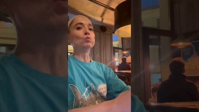 Влог поели бургеров в «Фарше» 😋