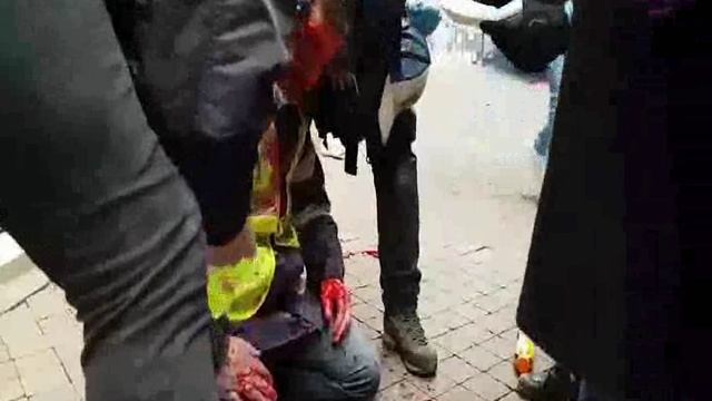 РЕКИ КРОВИ У парижУ