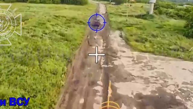 Бои в Краснопольском районе Сумской области: наш оператор FPV догнал и уничтожил боевую группу ВСУ