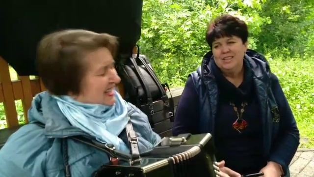 Галина П. (гармонь) и Елена П.  Цыгане едут. Для вас.14.06.25