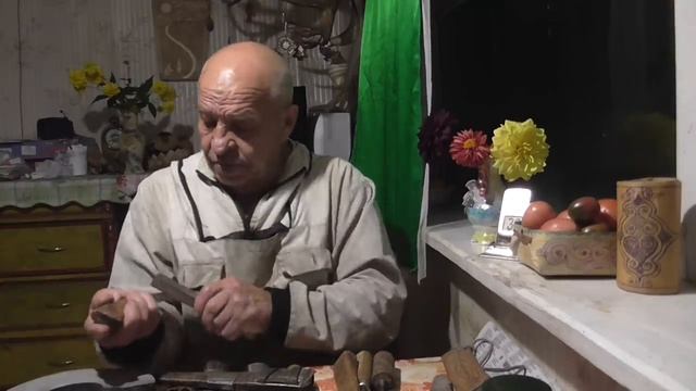 Точим и правим ножи и топоры