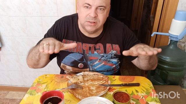 Мукбанг. Воскресный завтрак. Блины с красной икрой. Трагедия на Луковом озере.