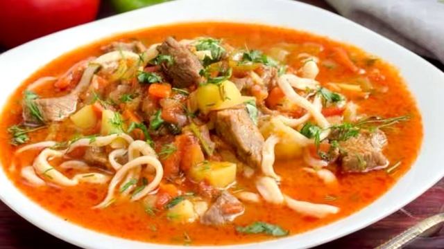 Рецепт вкуснейшего лагмана с говядиной и домашней лапшой, часть 2
готовим без паники