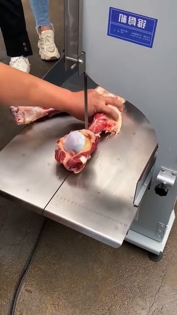 Beef bone cutting machine #shorts