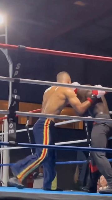 Интересное решение) 
savate #shorts #savate #сават #кикбоксинг
