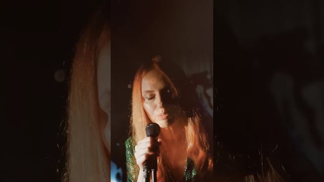 А девушке нужны цветы без повода? #song #love #music