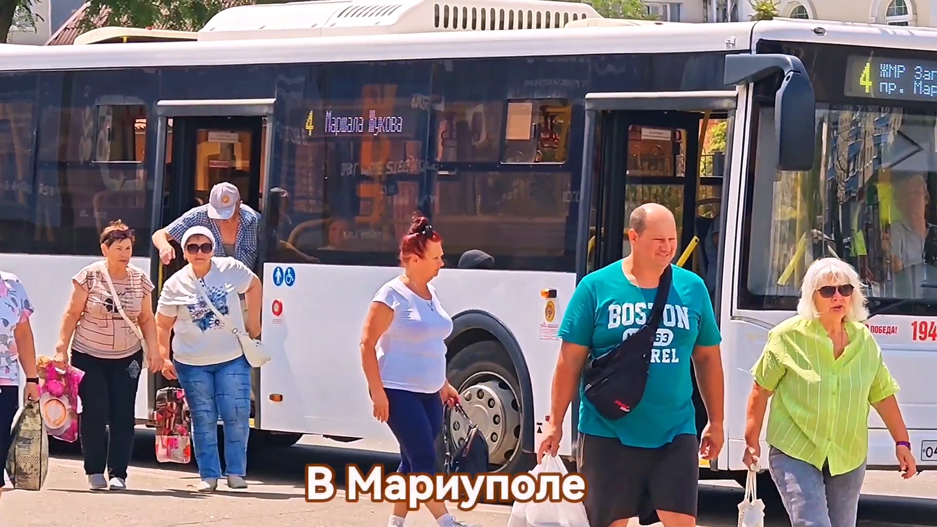 МАРИУПОЛЬ Жители приезжают из других городов и не узнают свои Дома🏬Восстановление Жизнь Сегодня