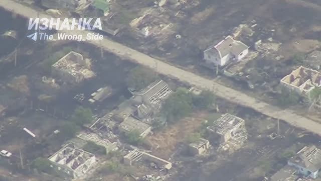 Уничтожение ПВД 39 ОБрБО ВСУ управляемой ракетой Х-39 в районе н.п. Тягинка Херсонской области.