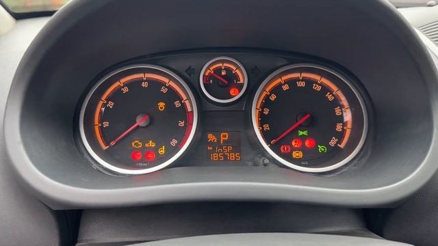 Opel Corsa D 1.4 AT