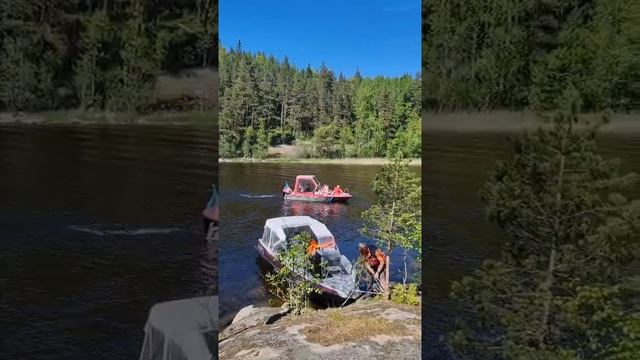Видео от Ладожские шхеры на катерах + водопады. Из СПб