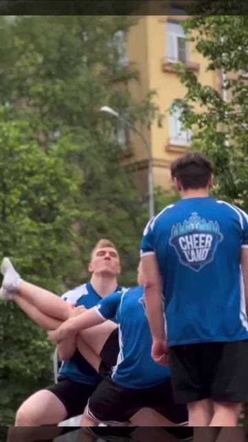 Чирлидинг
Мария Дядюн