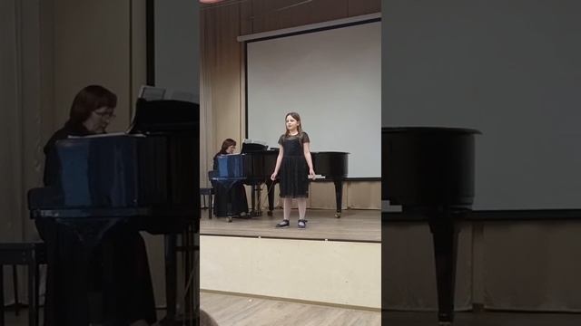 Савельева Вероника  "Подснежник" (музыка А.Гречанинов сл. П.Соловьевой )