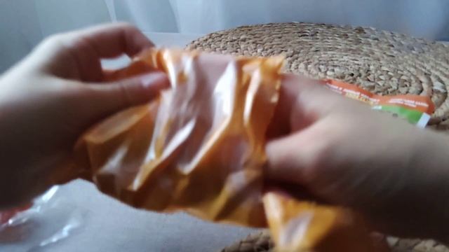 Распаковка коробочки sweat box с Чебурашкой. Игрушка и сладости внутри. Выпуск № 1