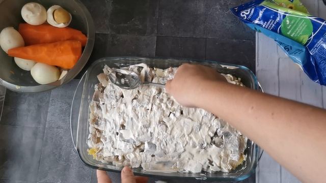Как просто приготовить салат "селёдка под шубой". Простой дачный рецепт. Мои обожаю и просят добавки