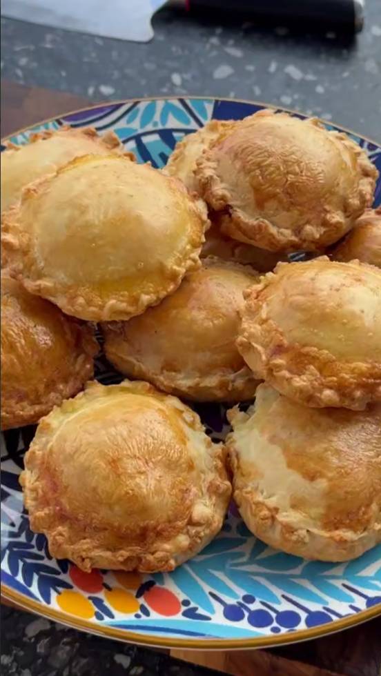 Курники или мини куриные пироги