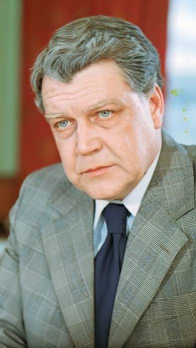 ВСЕВОЛОД ЛАРИОНОВ (1928-2000), «любимчик труппы и розыгрышей»