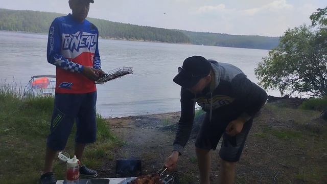брат#брат#шашлык#