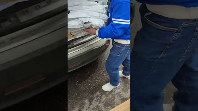 Товары с палетов