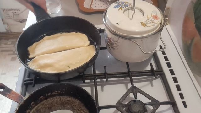 Пожарила три необычных ЧЕБУРЕКА/Прополола грядки