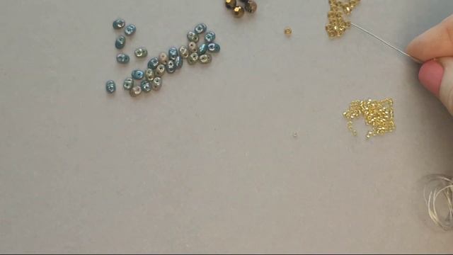 DIY. Кулон за пол часа сможет сделать даже ребенок. Бисероплетение для начинающих.
