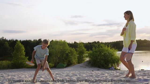 Видео, которое можно понять только с чипом в мозге - или можно - Reaching Out -- Kirk Osamayo -- Sea