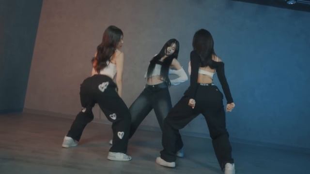 TOBII -  BAD GIRLS LIKE YOU (MINIZIZE  choreo.)