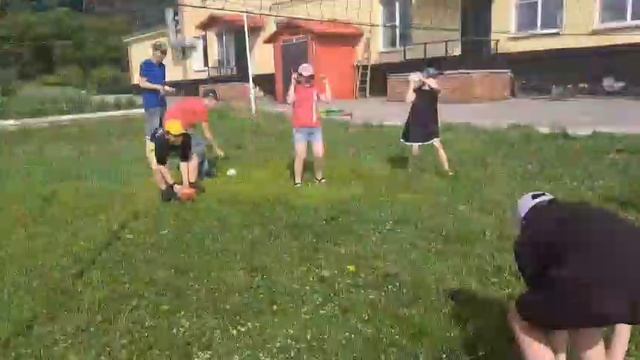 Мокрый волейбол