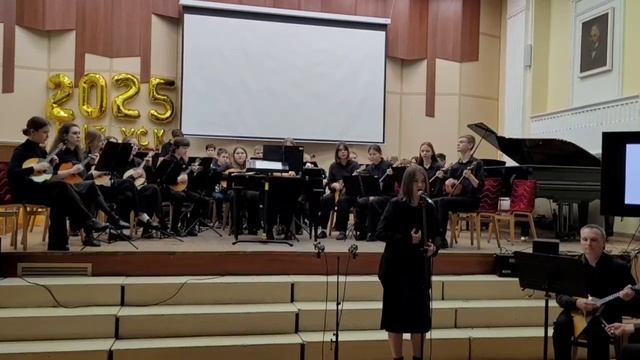 И. Матвиенко Конь. Солистка Ольга Артеменко. Народный оркестр.