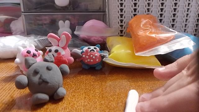 леплю летнего котика.mp4