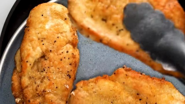 VkusniyDen отбивная из курицы с шампиньонами в сливочном соусе