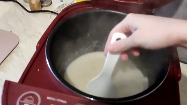 Моё утро с ребёнком | Мия кушает "взрослую" кашу