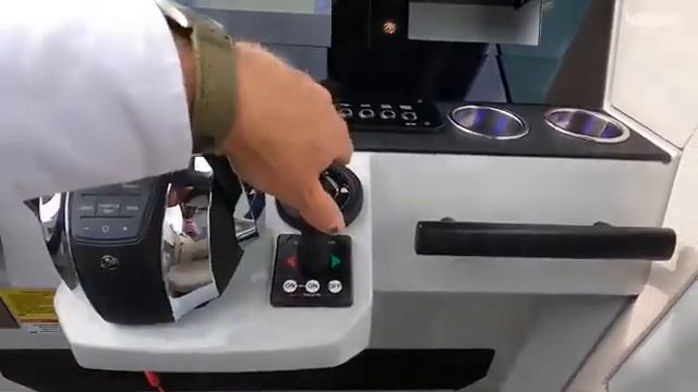 Saxdor 320 GTC обзор круизного катера от специалиста