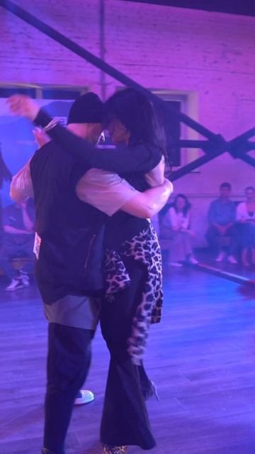 Street Tango. Александр Фролов и Ксения Александрова #танго #тангонуэво #неотанго #танцы