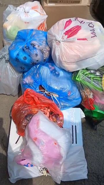 Волонтеры из Краснодарского края доставили гуманитарный груз в Волноваху