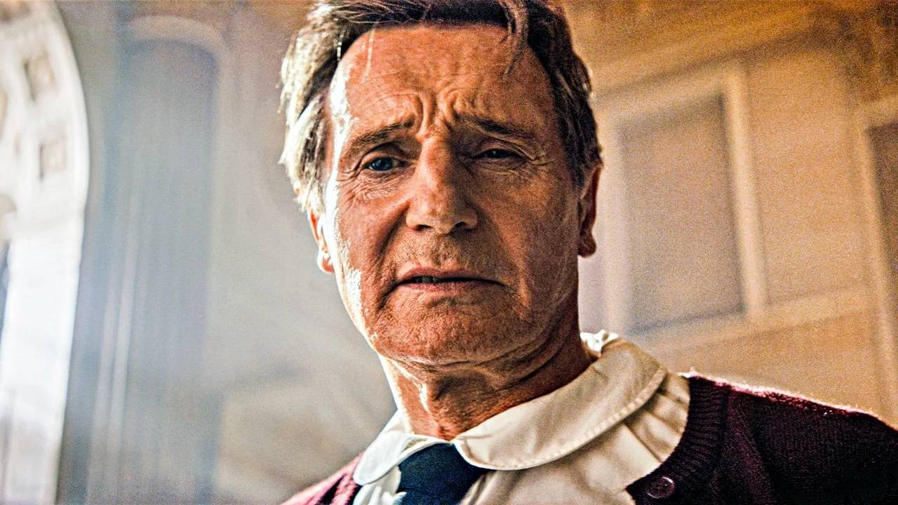 Голый пистолет — Русский трейлер