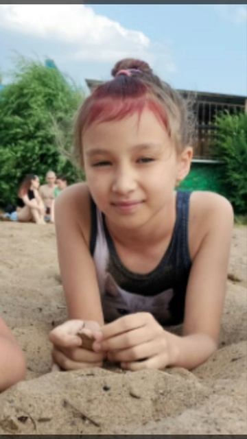 Я теперь снимаю в VK видео но тут то-же буду снимать! Пожалуйста не отписывайся!