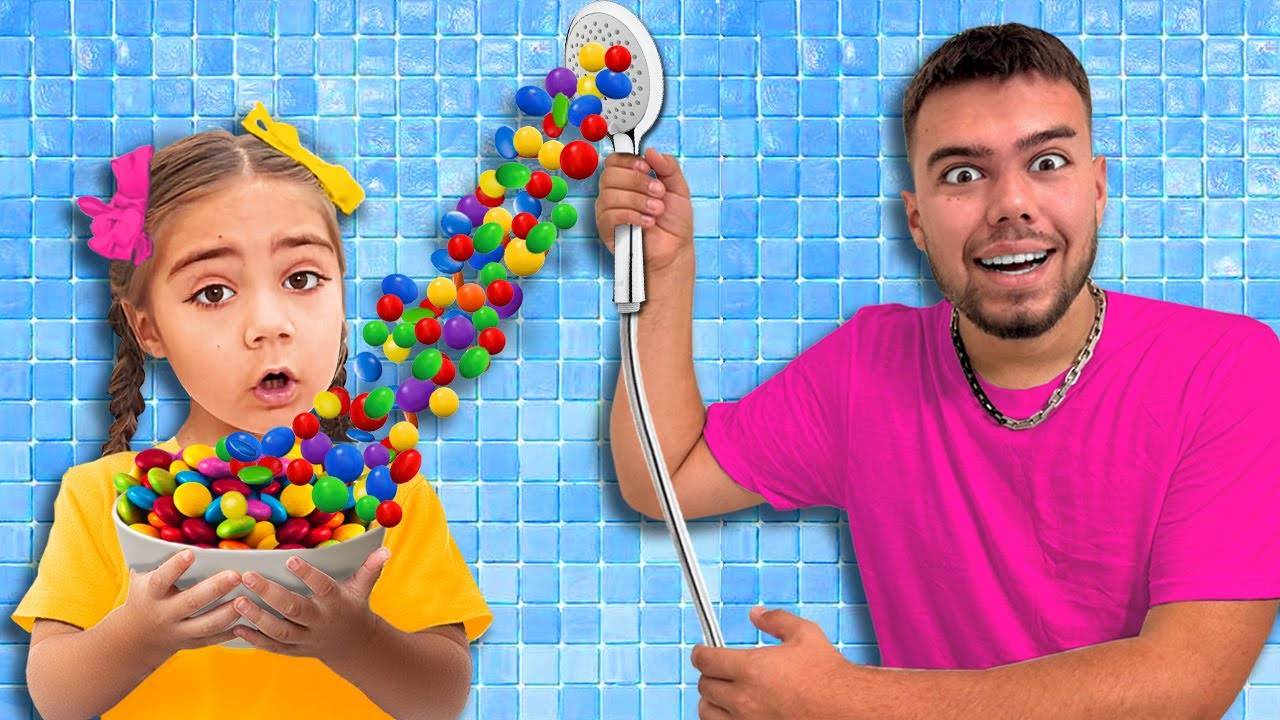 Настя и Мия – история про конфетный душ для детей