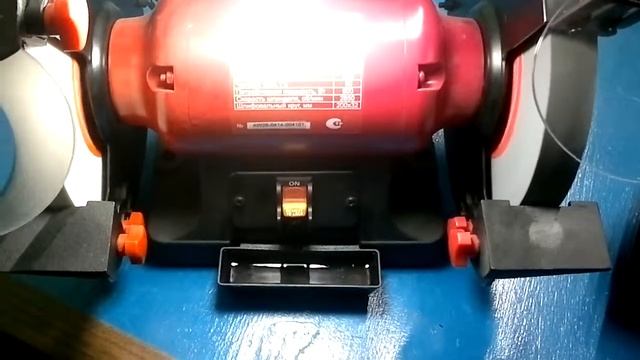 Работа точила ELITECH CT 600C после проточки фланцев