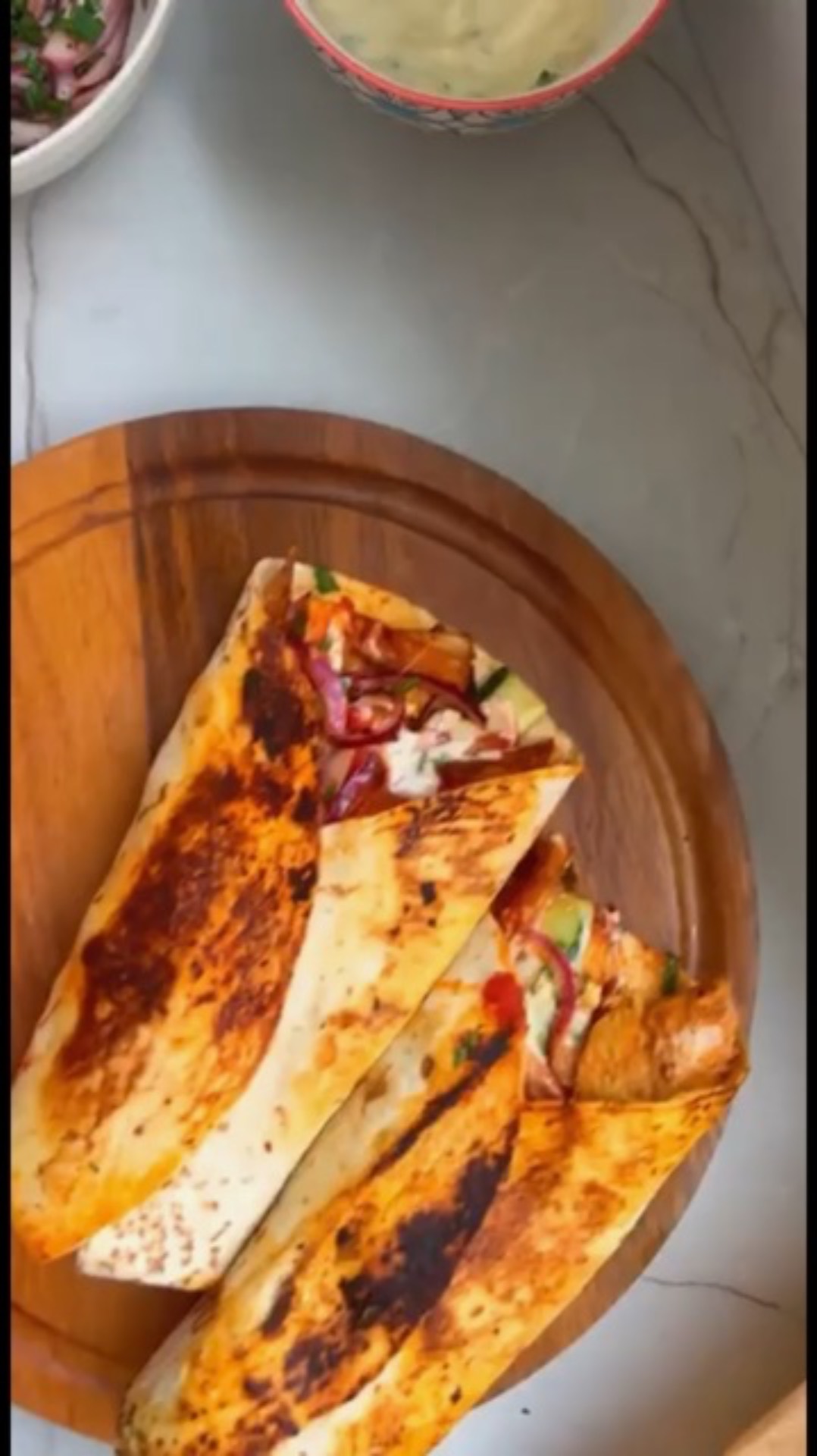 Шаурма с курицей и картошкой фри
